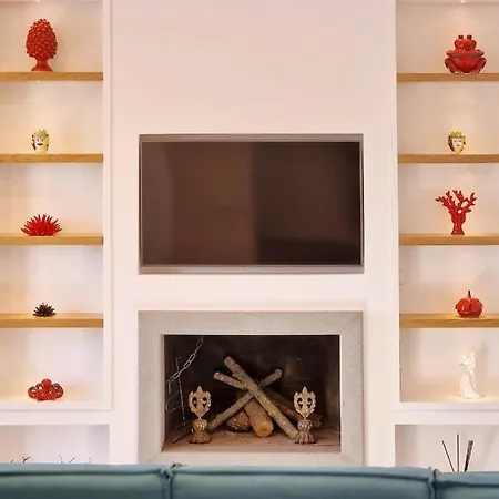 アパート Maison Danielle ヴィーコ・エクエンセ